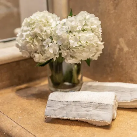 La Dimora Nova With Terrace דירה